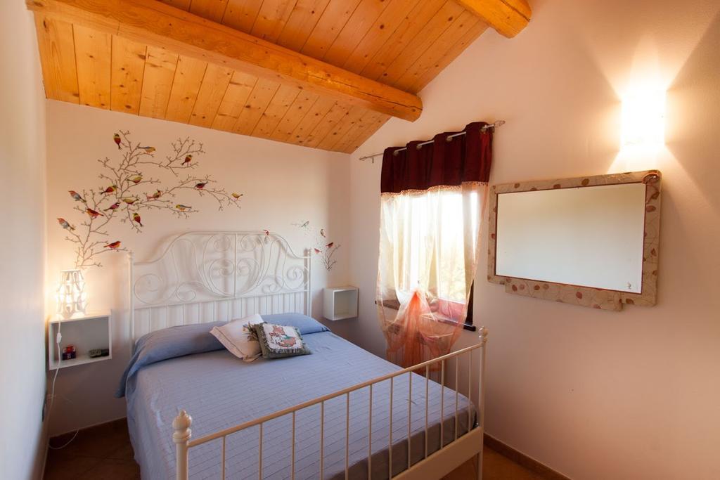 Casa Vacanze Angelica Ostra Vetere Экстерьер фото